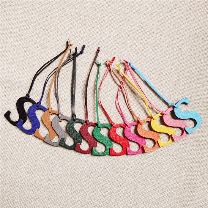 English Letter O P Q R S T Alp - Monogram Keychain Leather 评论和价格