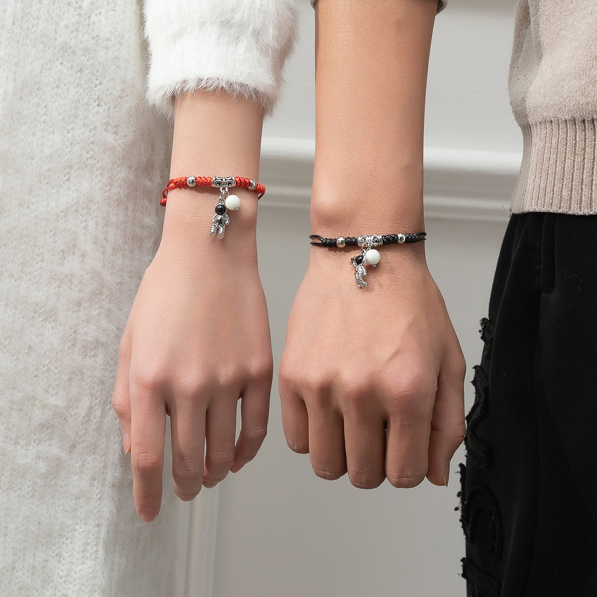 Fashionable Glowing Couple Han - Coordinates Bracelet 评论和价格