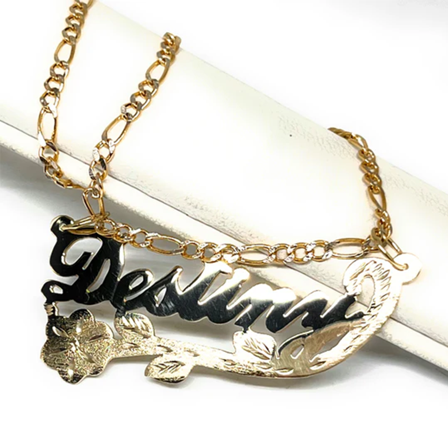 Custom Name Jewelry Retro Styl - Birth Flower Necklace 评论和价格