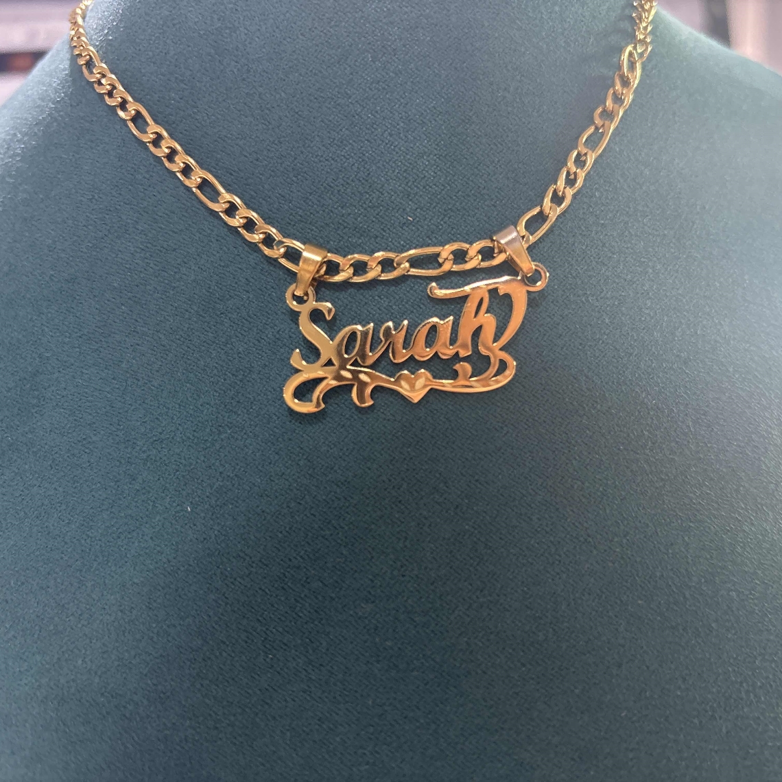Custom Figaro Chain Heart Name - Name Necklace Custom 评论和价格